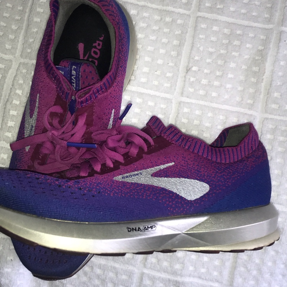 Brooks Levitate 2 Women's Shoes - Purple and Pink - Picture 8 of 8
